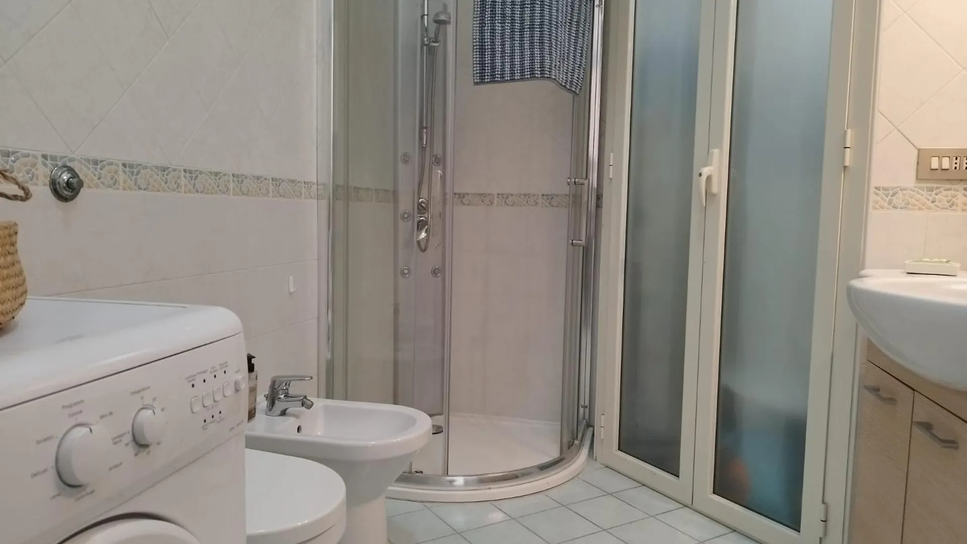 Casa Prilla Metro Materdei Apartment Naples Homestay